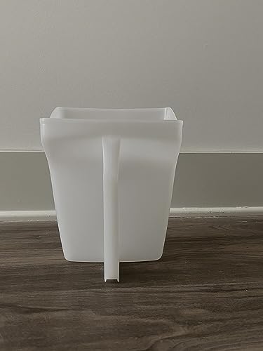 Rubbermaid Commercial Products Food Service Utility Scoop, 64-Ounce, White, for Ice/Bar and Ingredient Use in Restaurant/Kitchen - size: 64-Ounce
