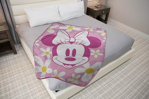 Jay Franco Kids Plush Throw Blanket – Soft & Cozy Fleece Throw for Bedroom & Couch Décor, Official Licensed Product, Pink - Minnie Mouse, 46x60 - Throw Blanket - color: Pink - Minnie Mouse, size: 46x60 - Throw Blanket