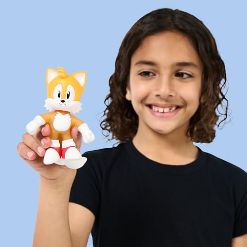 Heroes of Goo Jit Zu Stretch Surge Tails, Powered Up with Glow Surge Giving Him Glow-in-The-Dark Powers, Scrunchy, Stretchy Filling, Stretch Him Up to 3 Times His Size – Sensory Toys - style: Tails - Glow in the Dark