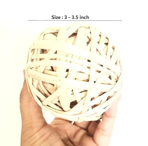Hexagrowth Large Bamboo Balls (3-3.5’’) for Gerbils, Hamster, Guinea Pig, Rabbit, Chinchillas, Natural and Handmade, Foraging Cage Toy for Ferrets, Parrot, Macaw, Parakeet Cockatiels Finch, 3 Pack.