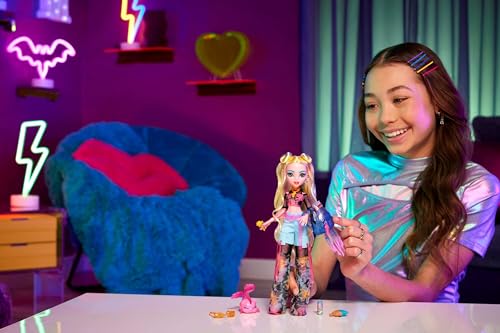 Monster High Lagoona Blue Doll in Mesh Tee and Cargo Pants, Includes Pet Fish Neptuna and Accessories Like a Backpack, Snack and Notebook - style: Lagoona Blue
