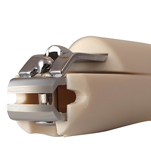 Korean Nail Clipper! World No. 1. Three Seven (777) Travel Manicure Grooming Kit Nail Clipper Set Made in Korea, Since 1975. (TS-221VSG)