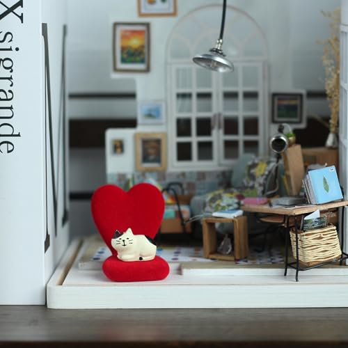 Mevodeata Cute Mini Cat Figurine with Small Sofa Resin Cat Figure for Office Home Decor - Cute Cat Gift for Cat Lovers (Love Shaped Sofa) - color: Little Cat-love