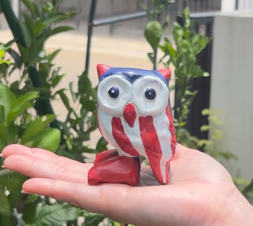 Hand Carved Wooden Owl Figurine, Rustic Farmhouse Home Decor, Wooden Animal Sculpture, Unique Gift for Owl Lovers (Vingtage White/Red/Blue Owl) - color: Vingtage White/Red/Blue Owl