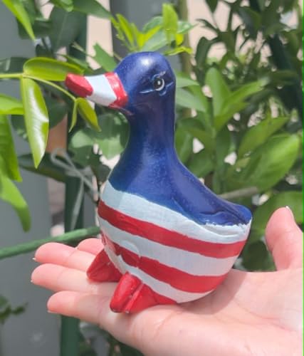 Hand Carved Wooden Duck Figurine, Handmade Duck Statue, Rustic Farmhouse Home Decor, Wooden Animal Sculpture, Unique Gift for Duck Lovers (Vingtage White/Red/Blue Duck) - color: Vingtage White/Red/Blue Duck