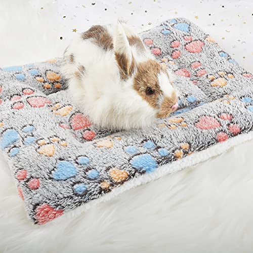 Small Animal Bed Mat, Soft & Warm, Suitable for Guinea Pig, Hamster, Rabbit, Rat and Bearded Dragon (X-Large(13.3''x9.4''), Footprint Grey) - color: Footprint Grey, size: X-Large(13.3''x9.4'')