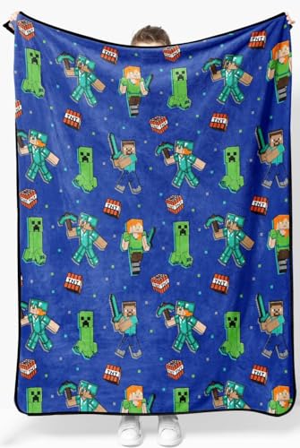 Jay Franco Minecraft Plush Throw Blanket - Measures 50 x 60 Inches - Kids Super Soft Blue Fleece Bedding, Features Creeper - color: Blue - Minecraft