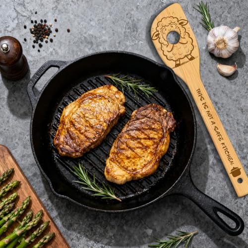 GLOBLELAND 6 Pcs Frightened Farm Animals Wooden Spoons Utensil Set Funny Pig Chicken Bamboo Carving Kitchen Cooking Utensils Wooden Engraved Cooking Spatula Sets for Kitchen Fun House Warming Gift - color: Farm Animals