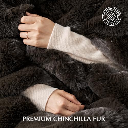 EVERGRACEHOME Faux Chinchilla Fur Throw Blanket, 50"x60", Espresso Mink | Luxury, Super Soft, 1220GSM, Fluffy Cozy Mink, Reversible Velvet Back, Warm Thick Heavy Winter Throw for Couch Bed, Gift - color: Espresso Mink, size: 50"x60"
