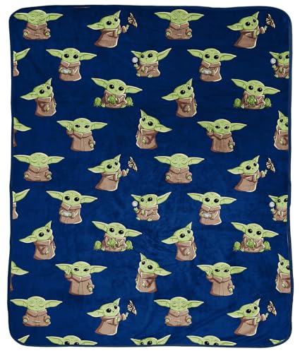 Jay Franco Star Wars The Mandalorian Plush Throw Blanket - Measures 50 x 60 Inches - Kids Super Soft Fleece Bedding Features Baby Yoda, Grogu - color: Blue - Mandalorian