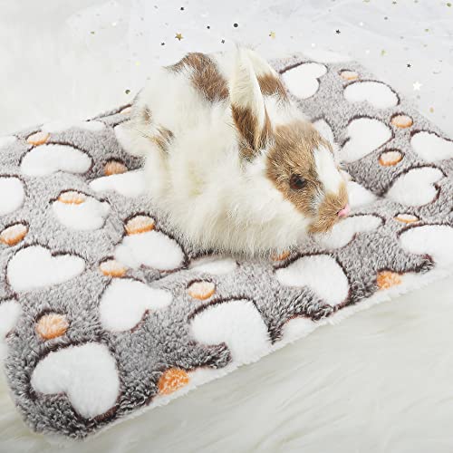 Small Animal Bed Mat, Soft & Warm, Suitable for Guinea Pig, Hamster, Rabbit, Rat and Bearded Dragon (XX-Large(19.7''x15.7''), Heart Brown) - color: Heart Brown, size: XX-Large(19.7''x15.7'')