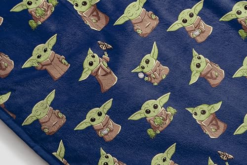 Jay Franco Star Wars The Mandalorian Plush Throw Blanket - Measures 50 x 60 Inches - Kids Super Soft Fleece Bedding Features Baby Yoda, Grogu - color: Blue - Mandalorian
