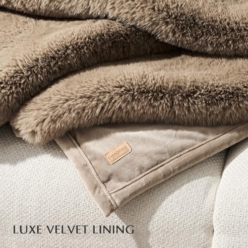 EVERGRACEHOME Faux Chinchilla Fur Throw Blanket, 50"x60", Tawny Mink | Luxury, Super Soft, 1220GSM, Fluffy Cozy Mink, Reversible Velvet Back, Warm Thick Heavy Winter Throw for Couch Bed, Gift - color: Tawny Mink, size: 50"x60"