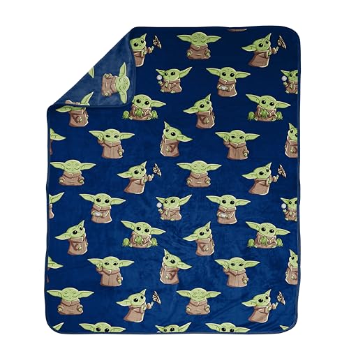Jay Franco Star Wars The Mandalorian Plush Throw Blanket - Measures 50 x 60 Inches - Kids Super Soft Fleece Bedding Features Baby Yoda, Grogu - color: Blue - Mandalorian