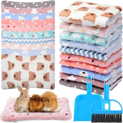 Tudomro 10 Pcs Guinea Pig Bed Mat with Cleaning Dustpan Brush 15" x 11" Animal Bedding Fleece Bunny Sleeping Pad for Small Dogs Cats Rats Hedgehogs Ferrets Hamster Indoor(Heart Bear) - style: Heart Bear