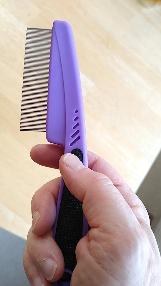 Yumflan Fine Tooth Stainless Steel Flea Comb for Dogs & Cats | 1.0mm Precision Teeth, Fine Coat Grooming, Removes Flea Debris, Gentle on Skin, Purple