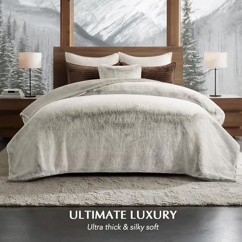 EVERGRACEHOME Faux Chinchilla Fur Throw Blanket, 72"x90", Champagne Fawn | Luxury, Super Soft, 1220GSM, Fluffy Cozy Mink, Reversible Velvet Back, Warm Thick Heavy Winter Queen Blanket for Bed, Gift - color: Champagne Fawn, size: 72"x90"