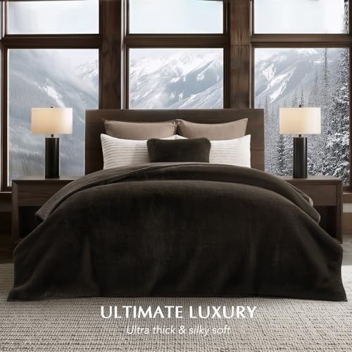 EVERGRACEHOME Faux Chinchilla Fur Throw Blanket, 72"x90", Espresso Mink | Luxury, Super Soft, 1220GSM, Fluffy Cozy Mink, Reversible Velvet Back, Warm Thick Heavy Winter Queen Blanket for Bed, Gift - color: Espresso Mink, size: 72"x90"