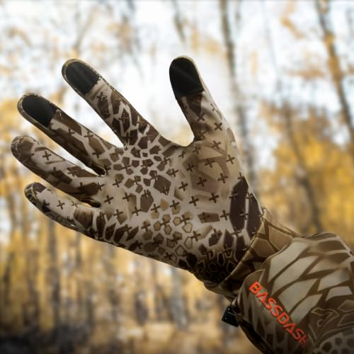 BASSDASH Unisex Fleece Liner Lightweight Camo Hunting Gloves HG07 | Stretch Fleeced Warm Anti-Slip Gloves with Touchscreen for Men Women Cool Weather Shooting Photography Fishing - color: Highland Ⅱ, size: Medium
