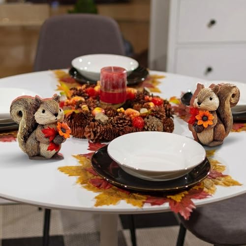 DoubleFill 2 Pcs Fall Squirrel Figurine Thanksgiving Wooden Squirrel Figurines Table Decoration for Autumn Thanksgiving Gifts Home Office Centerpiece Decor Party Supplies (Modern Style) - style: Modern Style