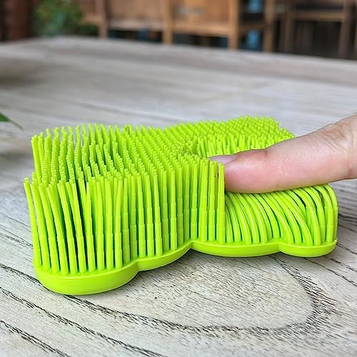 Premium Sensory Brush for Kids or Autism,Soft Silicone Body Scrubber,2 in 1 Sensory Room Occupational Therapy Fidget Brushes,Silicone Loofah,Pets Shower Brushes Bath Brush Shampoo Brush（Bear-Green） - color: Bear-green