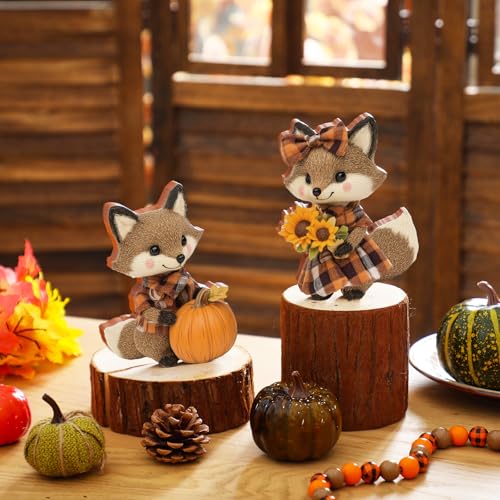 DoubleFill 2 Pcs Fall Fox Figurine Thanksgiving Wooden Fox Figurines Table Decoration for Autumn Thanksgiving Gifts Home Office Centerpiece Decor Party Supplies (Classic Style) - style: Classic
